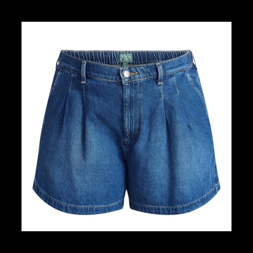 Terra & Sky Women's Plus Size Drapey Denim Shorts - Size: 18W